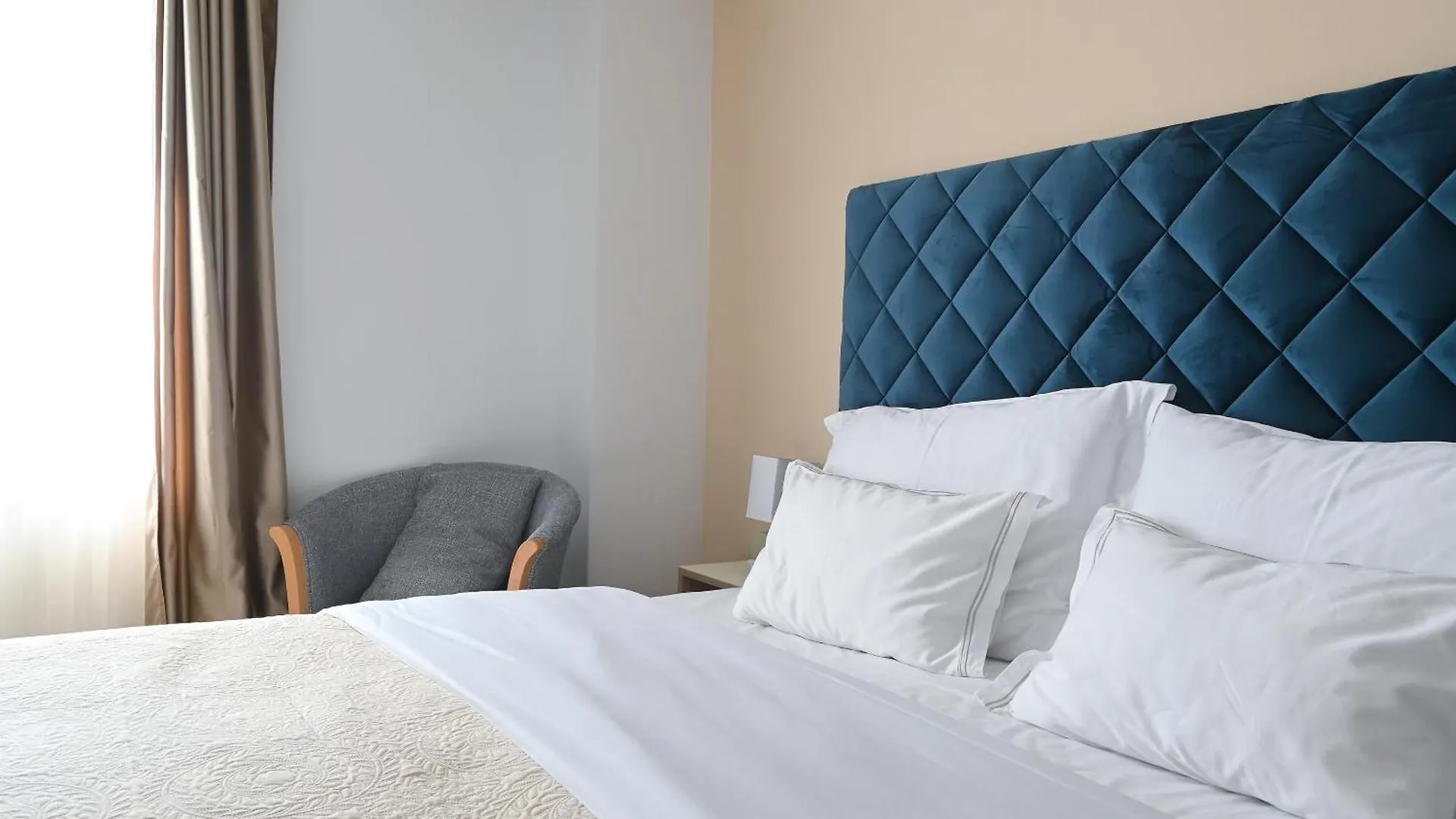 **** Vendégház Sangulin Palace M Biograd na Moru Horvátország